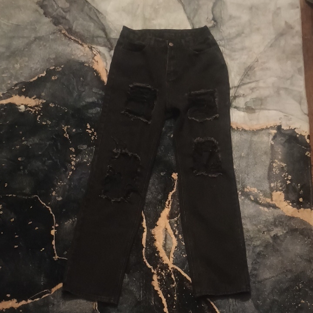Distressed Black Straight Leg Jeans with Frayed Edges